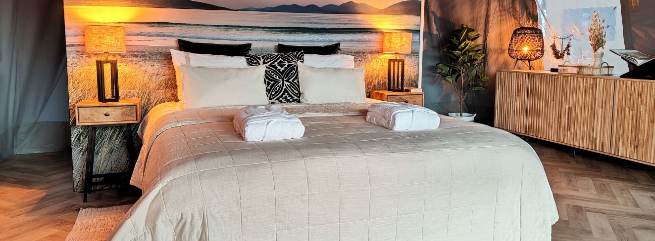 Luxury glamping for couples: how you can create romantic nature retreats 1 Couples glamping